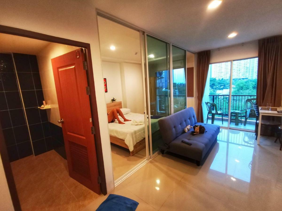 Breezy Apartemen *